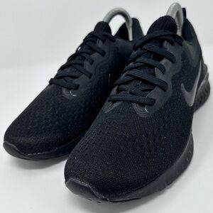 Nike Women’s React Black Athletic Sneakers size 8.5